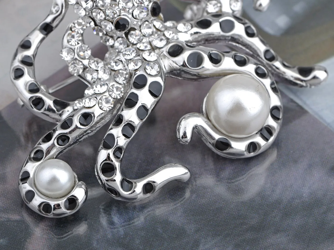 Alilang Silver Tone Faux Pearl Clear Crystal Colored Rhinestones Octopus Brooch Pin Black