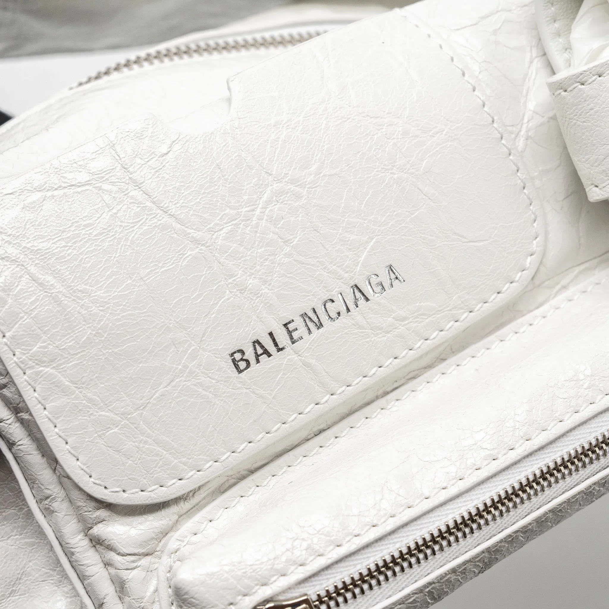 Balenciaga Superbusy XS Sling Bag Calfskin Optic White SHW