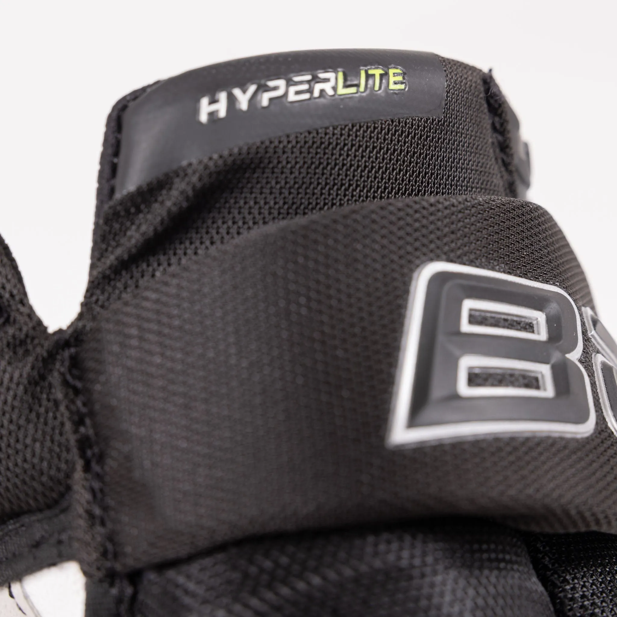 Bauer Vapor Hyperlite Senior Hockey Gloves