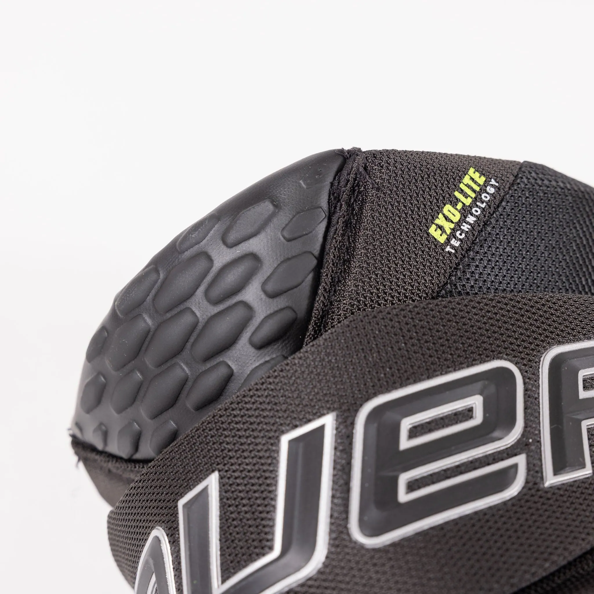 Bauer Vapor Hyperlite Senior Hockey Gloves