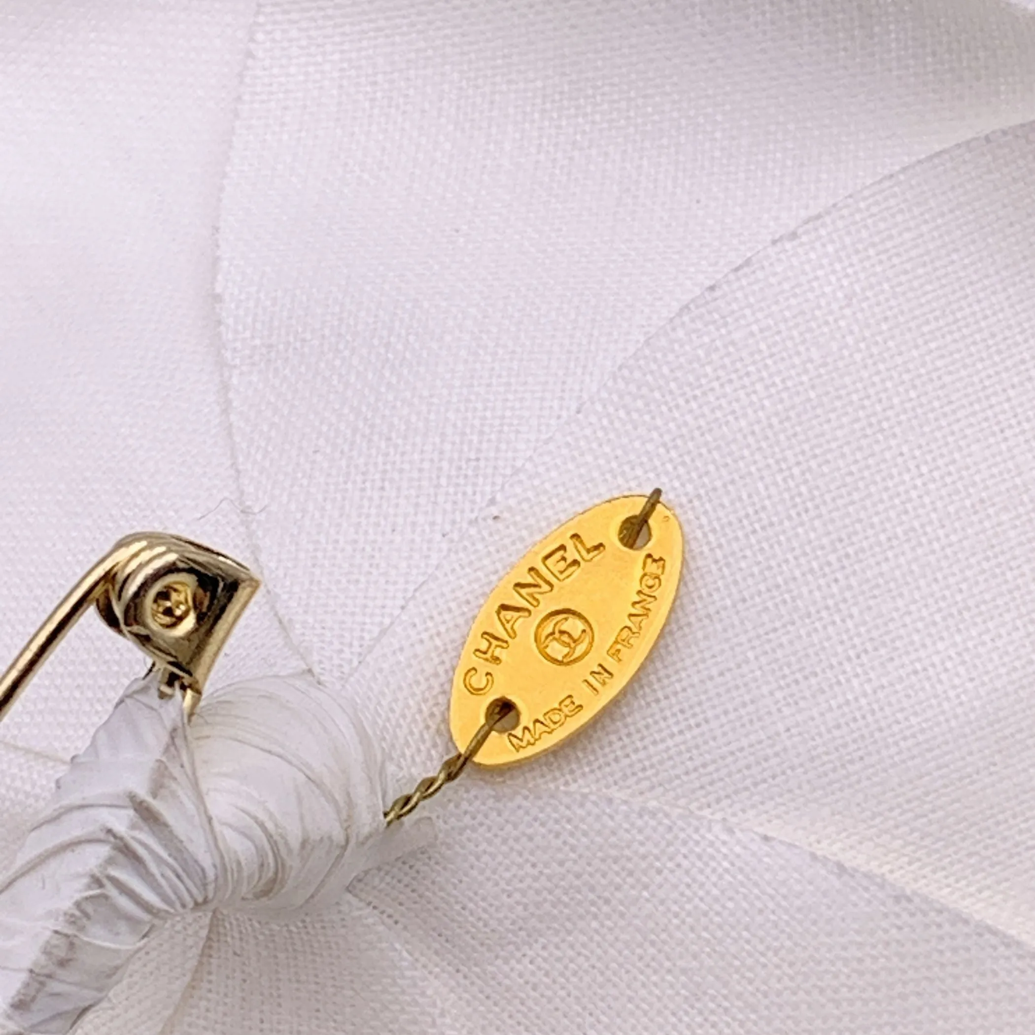 Chanel Vintage White Fabric Camelia Camellia Flower Brooch Pin