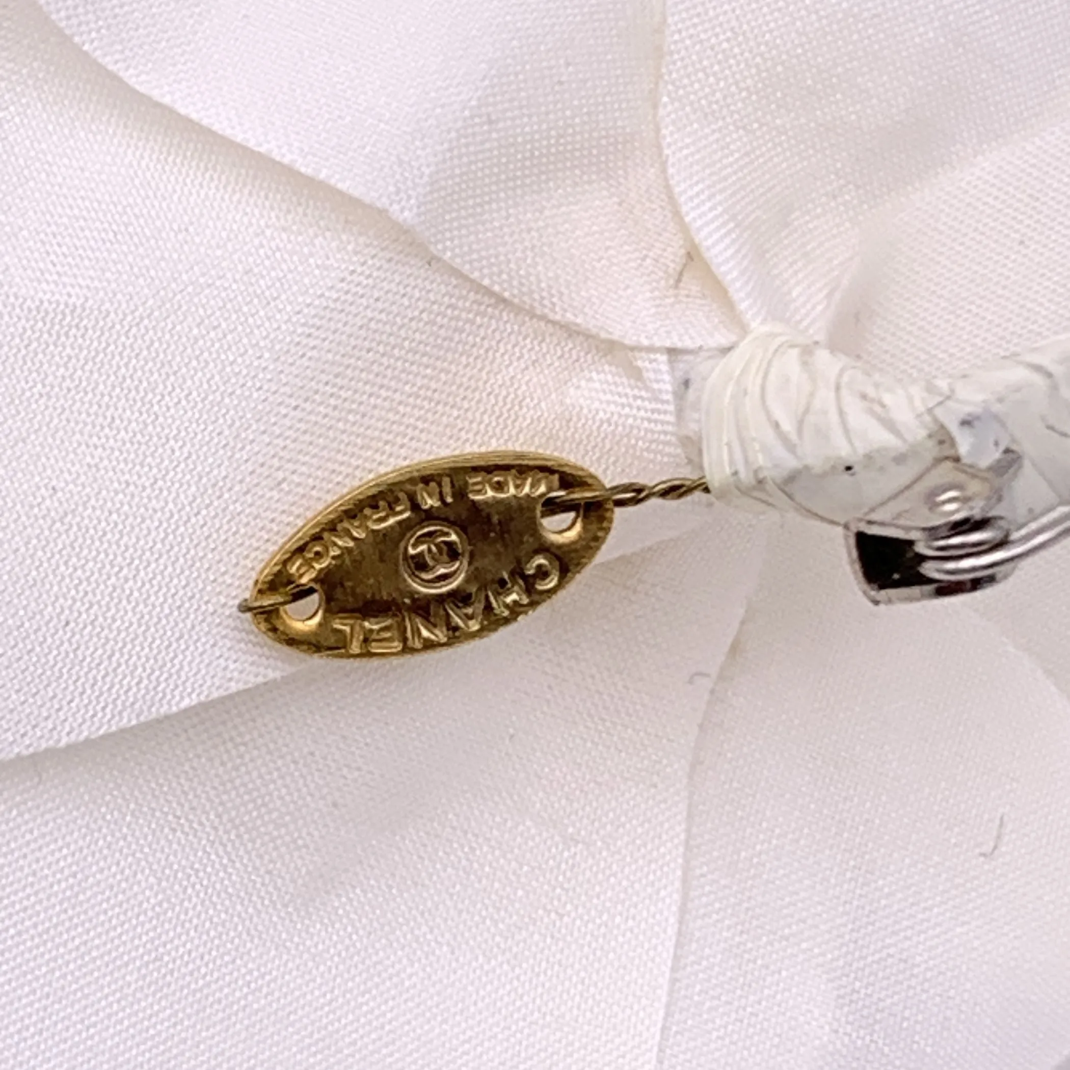 Chanel Vintage White Fabric Camelia Flower Camellia Brooch Pin