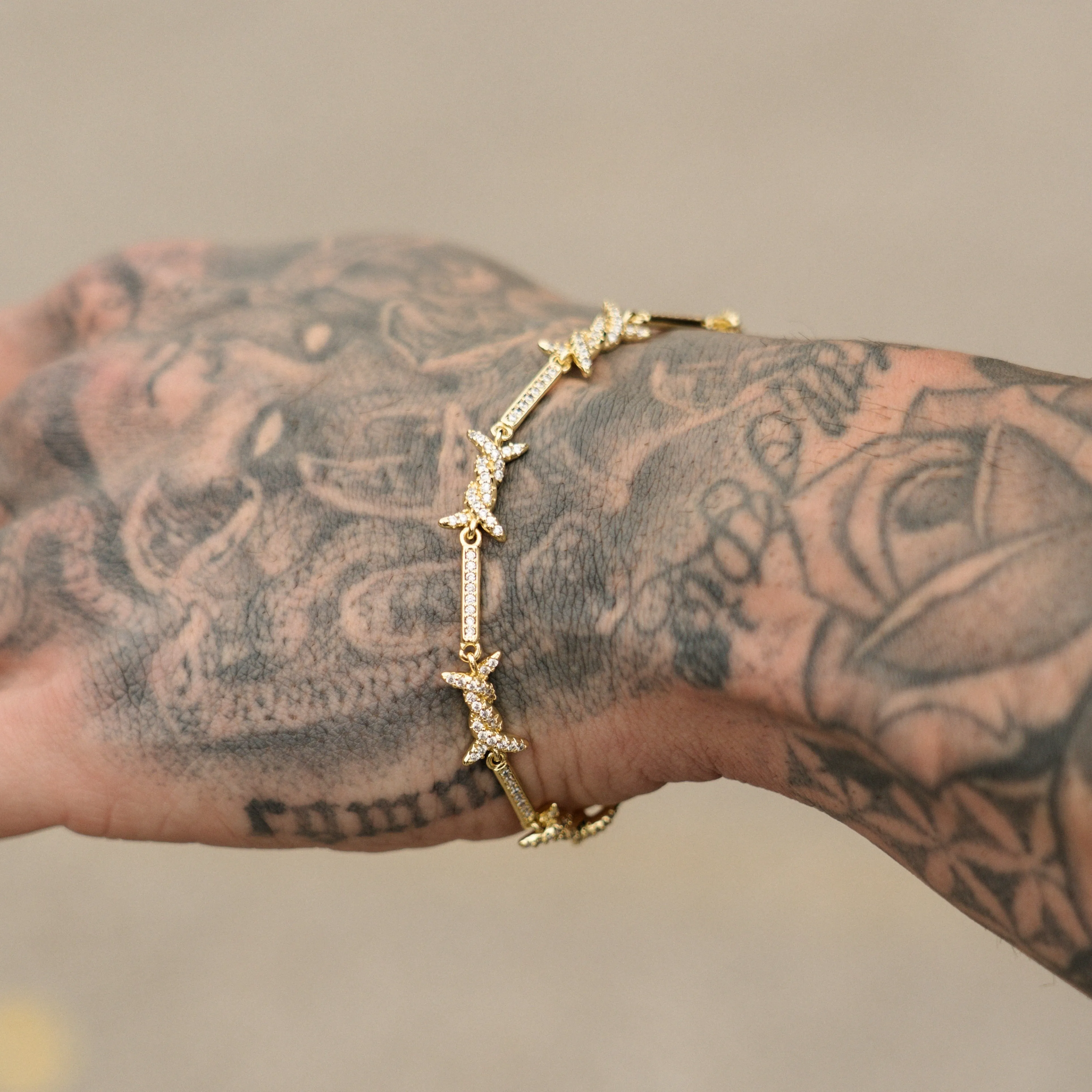 Iced Barbed Wire Bracelet - Gold RG391