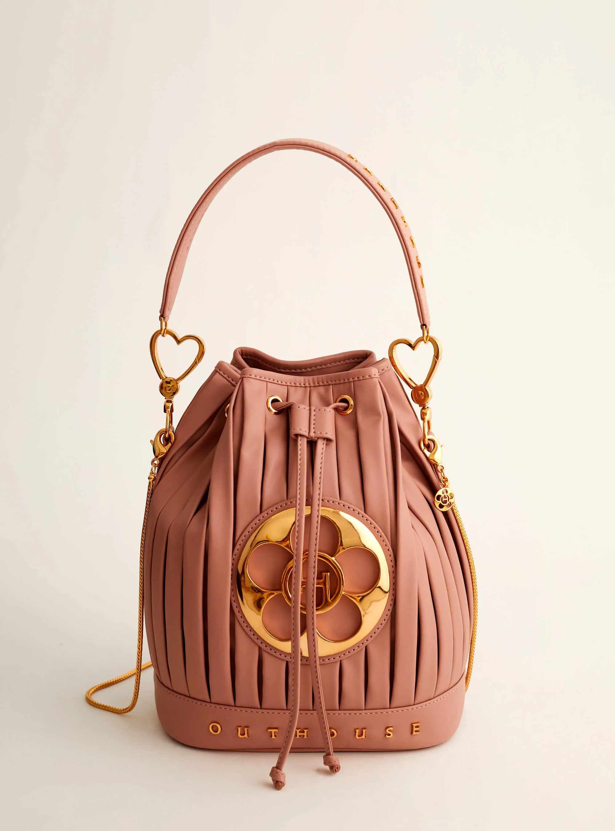 Juhi Godambe In OH Poppi Bucket Bag in Pale Pink