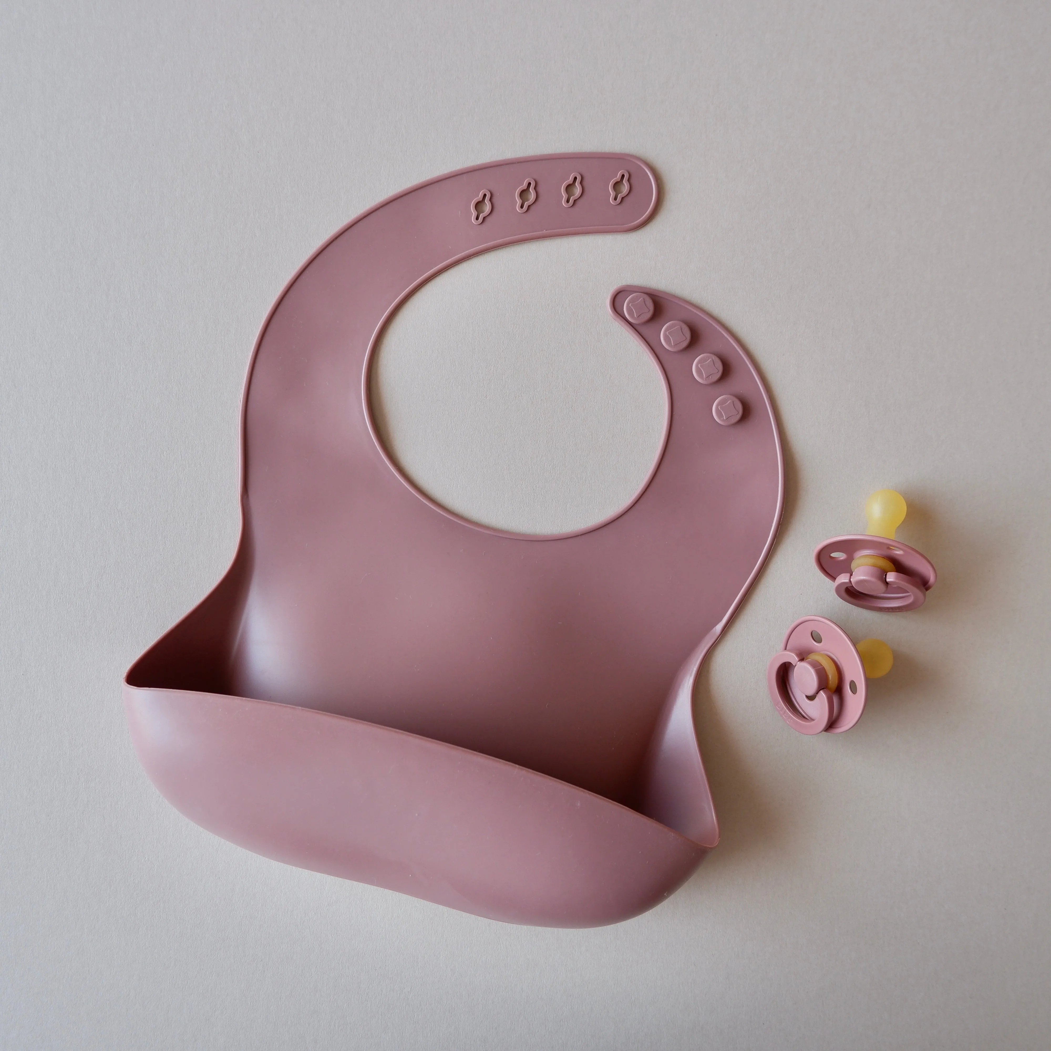 The Bucket Bib